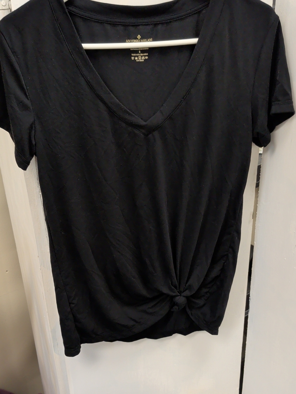 ANTONIO MELANI Black V-Neck Short Sleeve Knot Front Tee